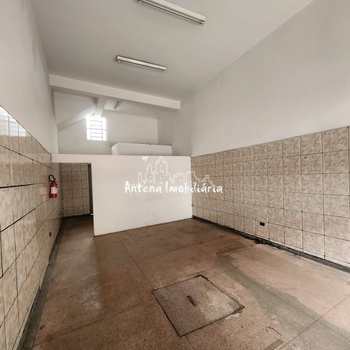 Loja em Ferraz de Vasconcelos, bairro Parque Dourado