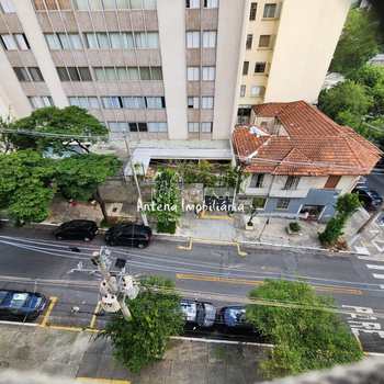Apartamento em São Paulo, bairro Santa Cecília