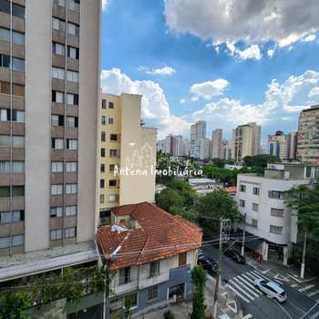 Apartamento em São Paulo, bairro Santa Cecília