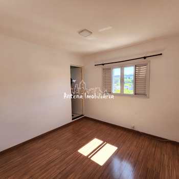 Apartamento em Ferraz de Vasconcelos, bairro Jardim Angelina