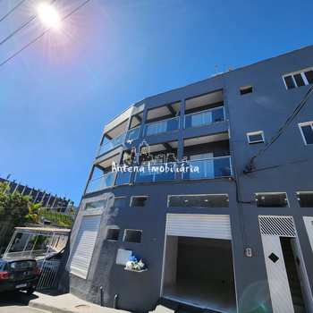 Apartamento em Ferraz de Vasconcelos, bairro Jardim Angelina
