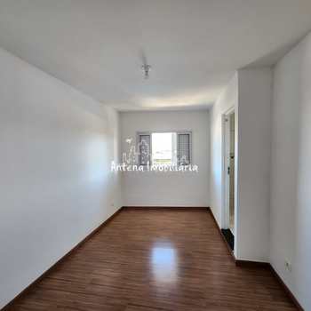 Apartamento em Ferraz de Vasconcelos, bairro Jardim Angelina