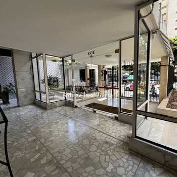 Apartamento em São Paulo, bairro Higienópolis