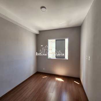 Apartamento em Ferraz de Vasconcelos, bairro Tanquinho