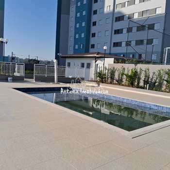 Apartamento em Ferraz de Vasconcelos, bairro Vila São Paulo
