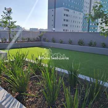 Apartamento em Ferraz de Vasconcelos, bairro Vila São Paulo