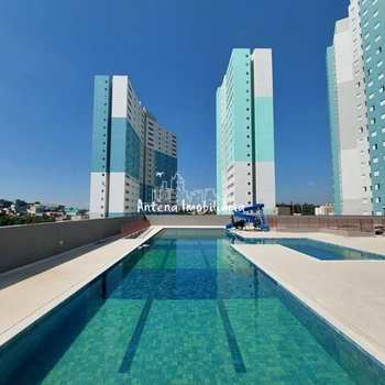 Apartamento em Ferraz de Vasconcelos, bairro Vila São Paulo