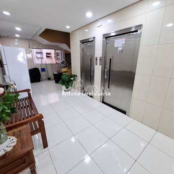 Apartamento em São Paulo, bairro Santa Cecília