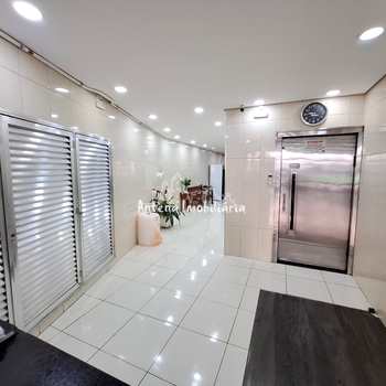 Apartamento em São Paulo, bairro Santa Cecília