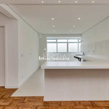 Apartamento em São Paulo, bairro Higienópolis