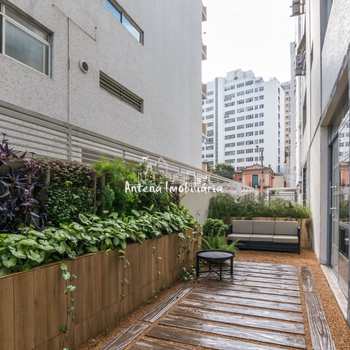 Apartamento em São Paulo, bairro Higienópolis