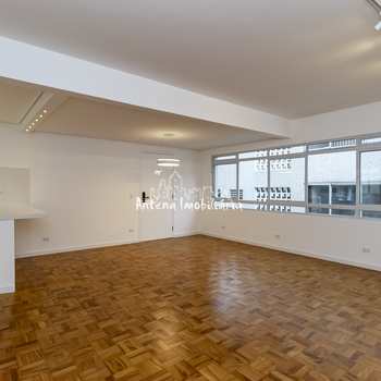 Apartamento em São Paulo, bairro Higienópolis