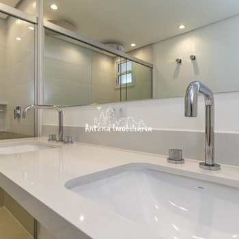 Apartamento em São Paulo, bairro Higienópolis
