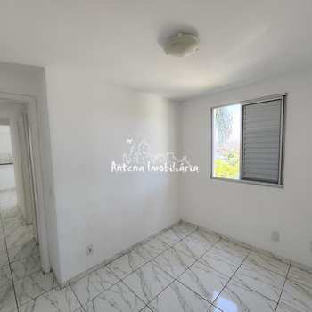 Apartamento em Ferraz de Vasconcelos, bairro Ferraz de Vasconcelos