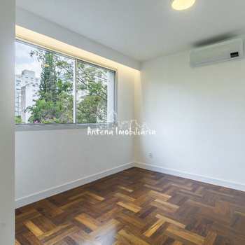 Apartamento em São Paulo, bairro Jardim Paulista