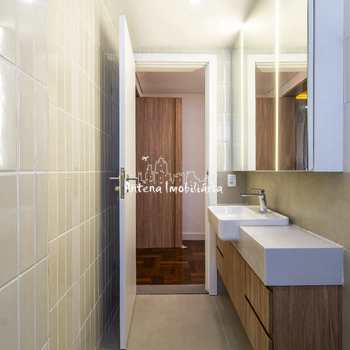 Apartamento em São Paulo, bairro Jardim Paulista
