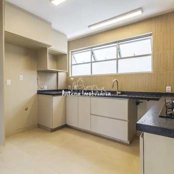 Apartamento em São Paulo, bairro Jardim Paulista