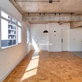 Apartamento em São Paulo, bairro Higienópolis