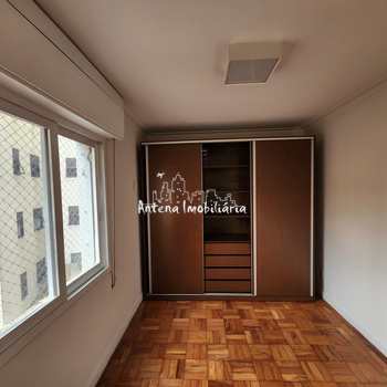 Apartamento em São Paulo, bairro Santa Cecília