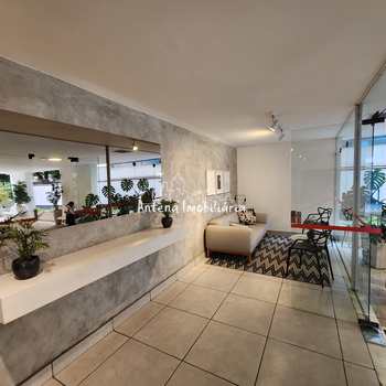 Apartamento em São Paulo, bairro Santa Cecília