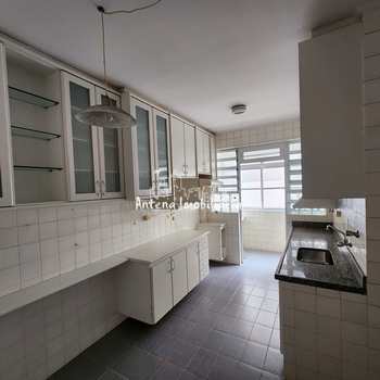 Apartamento em São Paulo, bairro Santa Cecília