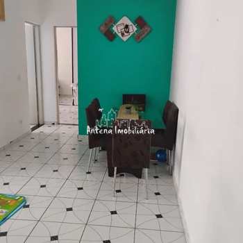 Apartamento em Ferraz de Vasconcelos, bairro Vila Solar