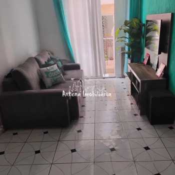 Apartamento em Ferraz de Vasconcelos, bairro Vila Solar