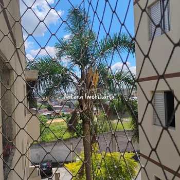 Apartamento em Ferraz de Vasconcelos, bairro Vila Solar
