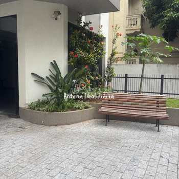 Apartamento em São Paulo, bairro Higienópolis