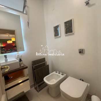 Apartamento em São Paulo, bairro Higienópolis