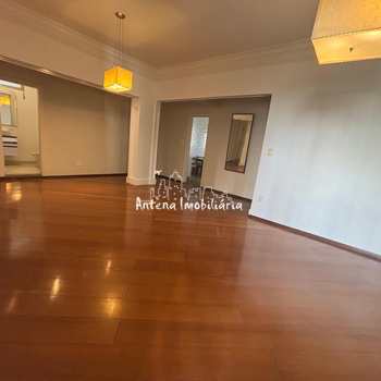 Apartamento em São Paulo, bairro Higienópolis