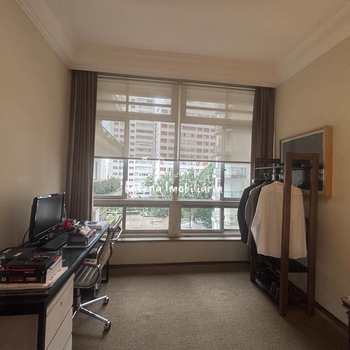 Apartamento em São Paulo, bairro Higienópolis