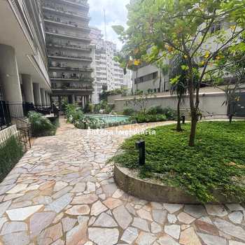 Apartamento em São Paulo, bairro Higienópolis