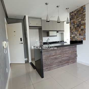 Apartamento em Ferraz de Vasconcelos, bairro Vila São Paulo