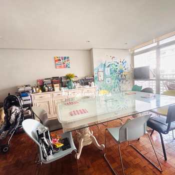 Apartamento em São Paulo, bairro Santa Cecília