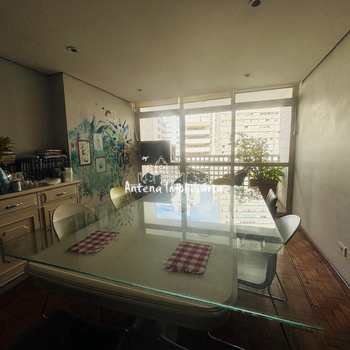 Apartamento em São Paulo, bairro Santa Cecília