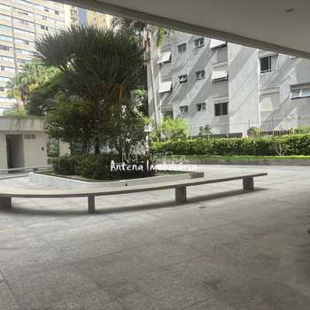 Apartamento em São Paulo, bairro Santa Cecília