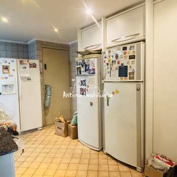 Apartamento em São Paulo, bairro Santa Cecília