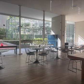 Apartamento em São Paulo, bairro Santa Cecília
