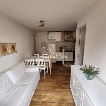 Apartamento em São Paulo, bairro Santa Cecília