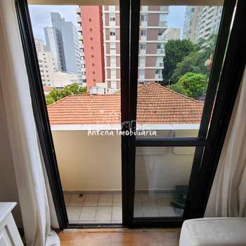 Apartamento em São Paulo, bairro Santa Cecília
