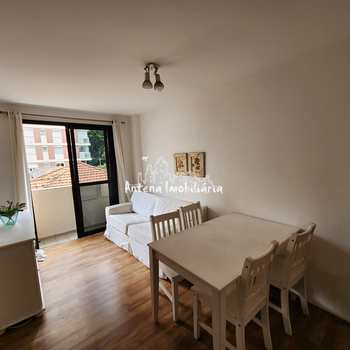 Apartamento em São Paulo, bairro Santa Cecília