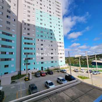 Apartamento em Ferraz de Vasconcelos, bairro Vila São Paulo