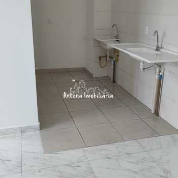 Apartamento em Ferraz de Vasconcelos, bairro Vila São Paulo