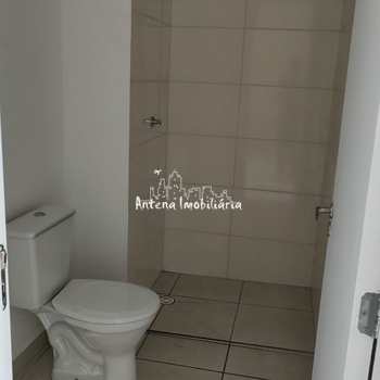 Apartamento em Ferraz de Vasconcelos, bairro Vila São Paulo