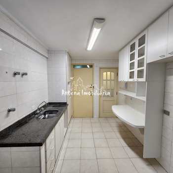 Apartamento em São Paulo, bairro Higienópolis