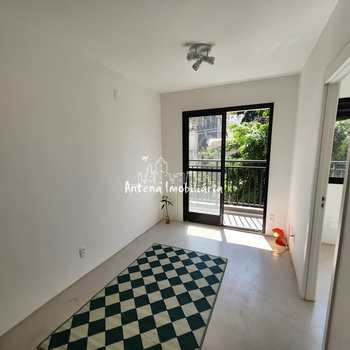 Apartamento em São Paulo, bairro Santa Cecília