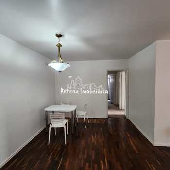 Apartamento em São Paulo, bairro Jardim Hípico