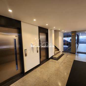 Apartamento em São Paulo, bairro Santa Cecília
