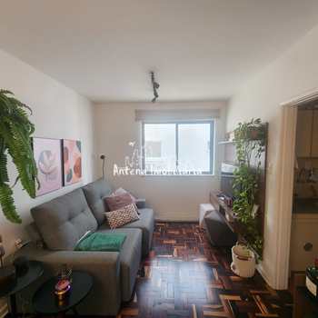 Apartamento em São Paulo, bairro Santa Cecília